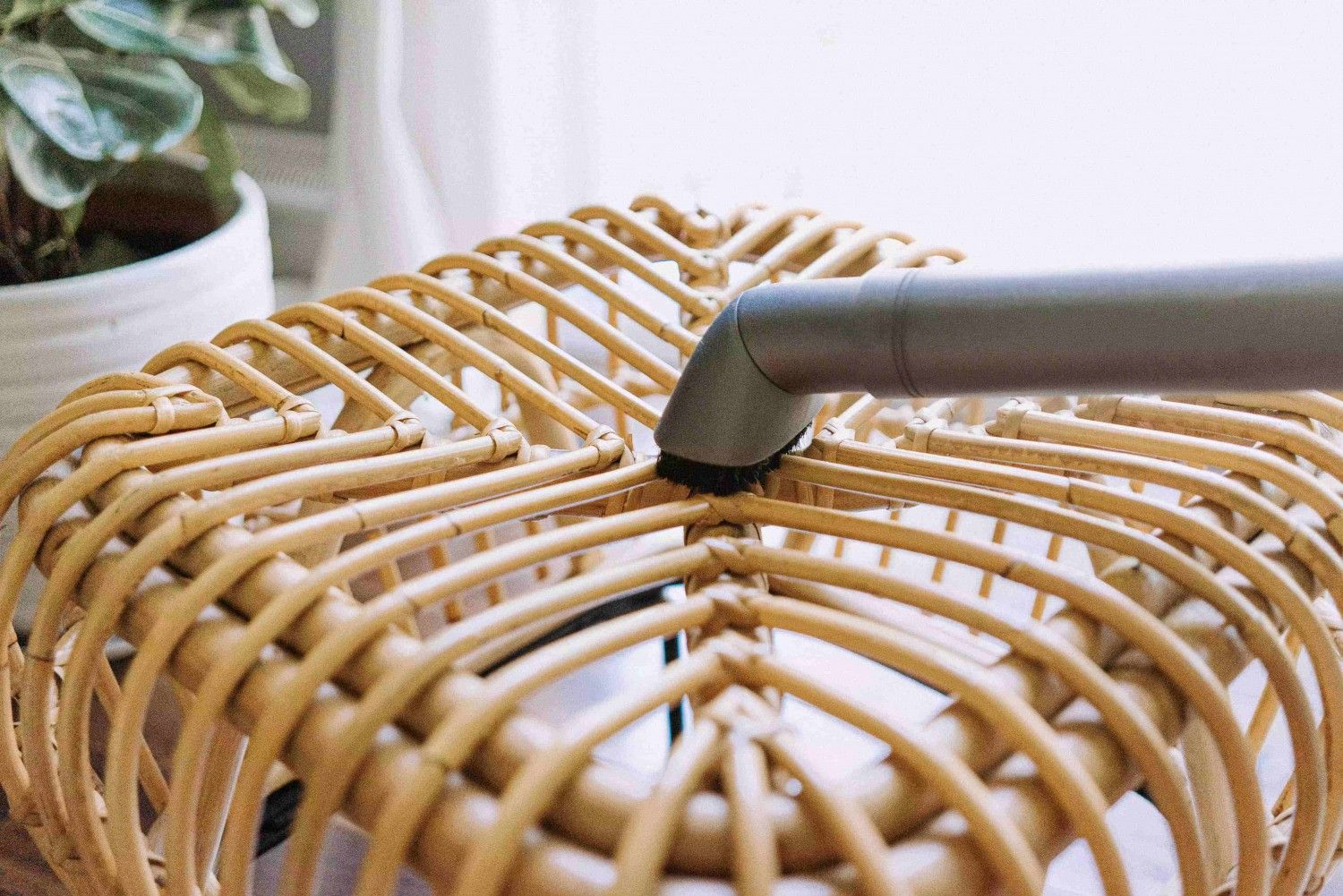 Bí Quyết Vàng - Cách Bảo Quản Đồ Dùng Bằng Mây Tre Bền Đẹp